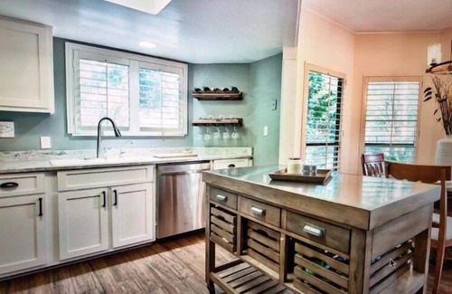 Miramar Beach House | Lake Front Villa/ Dog-Friendly/Golf Cart Included