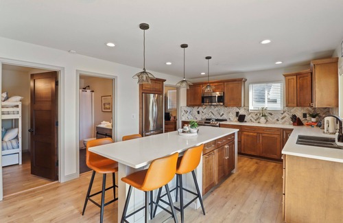 Osage Beach House | Lake Fun | Sleeps 12