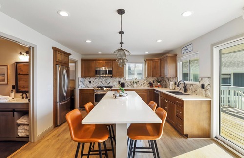 Osage Beach House | Lake Fun | Sleeps 12