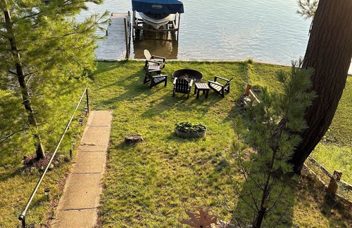 Harrison Cabin | Lake George Lakefront Rental