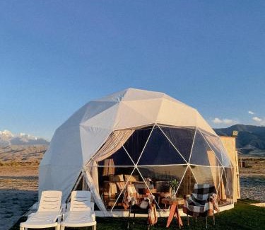 Issyk-Kul Region Bed & Breakfast | Lake glamping ik