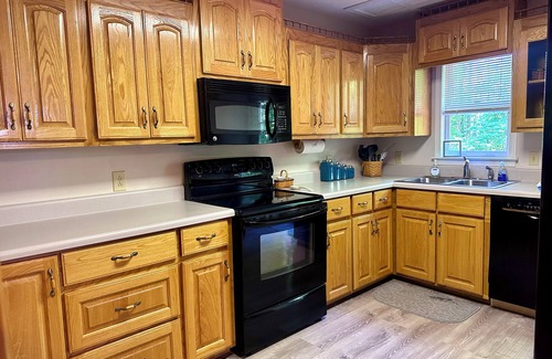 Seneca House | Lake Hartwell lakefront home near Clemson University