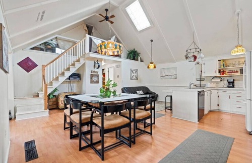Lexington House | Lake Haven Sleeps 6, AC, View of Lake Huron!