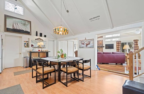 Lexington House | Lake Haven Sleeps 6, AC, View of Lake Huron!