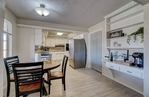 Oklahoma City House | Lake Hefner/Spacious King Bed/Foosball & Games