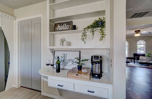 Oklahoma City House | Lake Hefner/Spacious King Bed/Foosball & Games