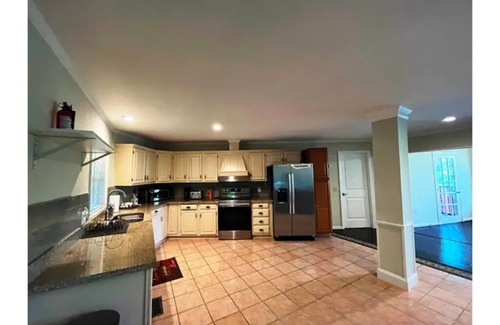 Gainesville House | Lake house & 2-story dock. Enjoy sunsets, fishing, & relaxing with friends.