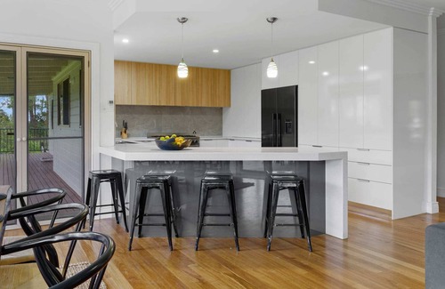 Nabiac House | Lake House Family Stay - Pool, Firepit, Gamesroom