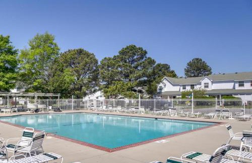 Selbyville House | Lake House Getaway 1 Mile to the Beach