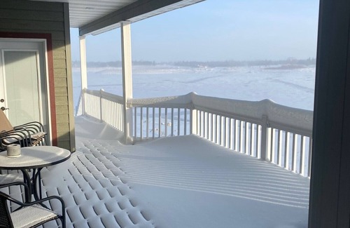 McLean County Cabin | Lake house to celebrate and enjoy!