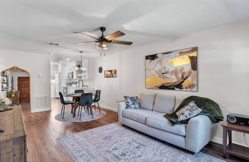 Dixieland Apartment | Lake Hunter Haven- Minutes to Downtown/FSC/SEU