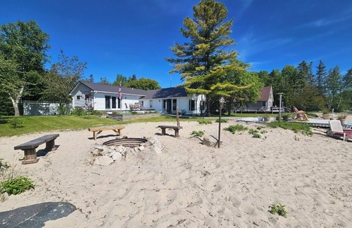 St Ignace House | Lake Huron Beachfront Home~Mackinac Island Views!