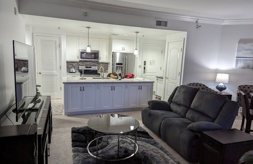 Lake Las Vegas Condo | Lake Las Vegas 2BR condo with gorgeous views of lake & pools
