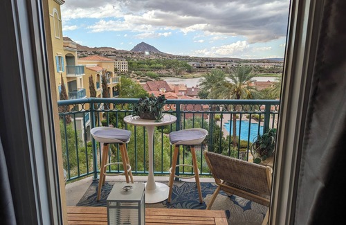 Lake Las Vegas Condo | Lake Las Vegas 2BR condo with gorgeous views of lake & pools