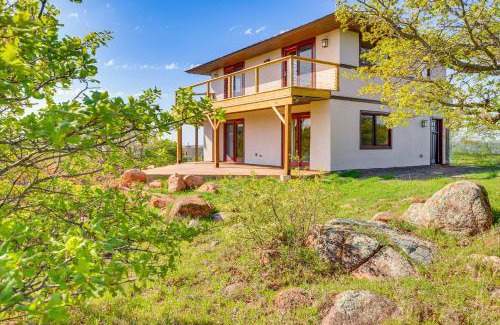 Medicine Park House | Lake Lawtonka View Mountaintop Medicine Park Home