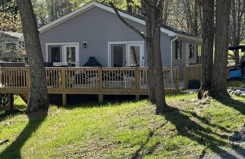 Smith Mountain Lake House | “Lake Life”, a new lake side SMART HOME at Smith Mountain Laken