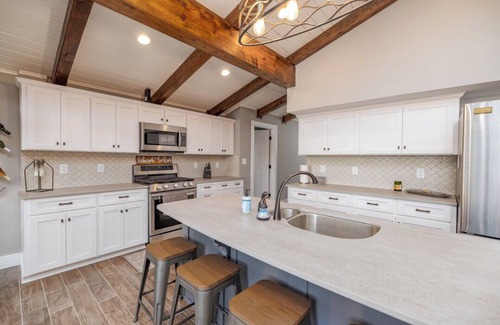 Macon House | Lake Life Balance | Excellent Location