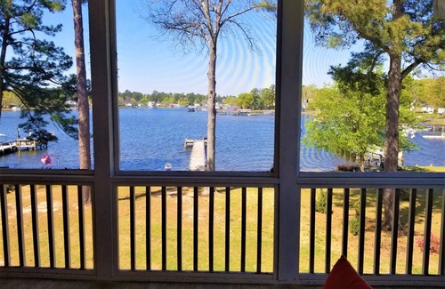 Manning House | Lake Marion's Big Red House. W/Dock and Kayaks. Pet Friendly please read policy