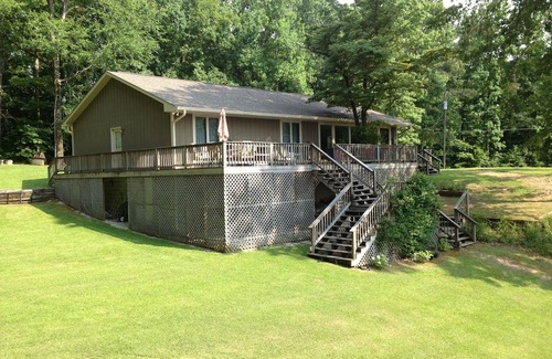 Alexander City House | Lake Martin House near Willow Point
