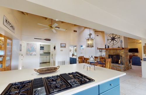 Little Kowaliga House | Lake Martin Oasis on Nero's Point, sleeps 15!