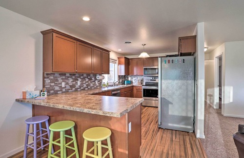 Lonergan House | Lake McConaughy Getaway w/Patio - Walk to Beach