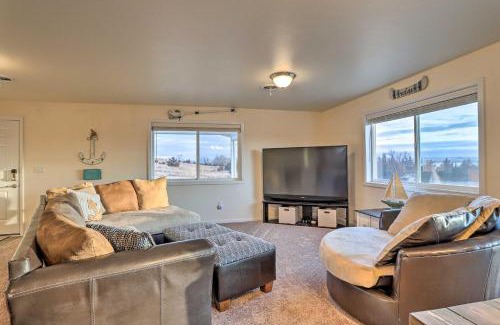 Lonergan House | Lake McConaughy Getaway with Patio - Walk to Beach