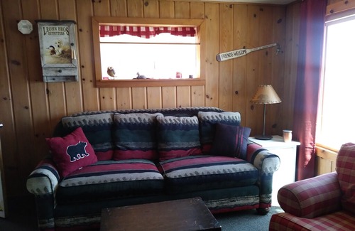 Mora Cabin | Lake Memories on Knife Lake, MN