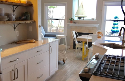 South Haven Cottage | Lake Michigan Beachfront Cottage with Spectacular Views.