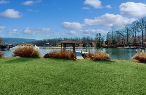 Huddleston House | Lake My Day