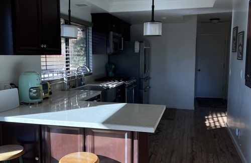Oak Shores House | Lake Naci Rendezvous with Lake Views