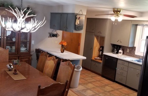 Tomahawk House | Lake Nokomis lake home - Tomahawk, WI