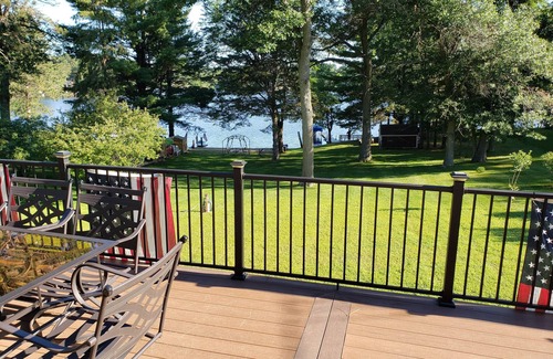 Tomahawk House | Lake Nokomis lake home - Tomahawk, WI
