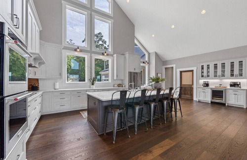 Buckhead House | Lake Oconee Pool Table King Suites Kayaks SUPs