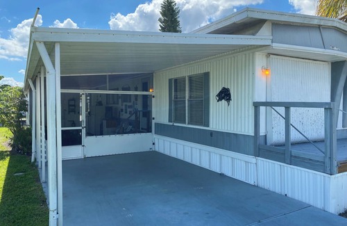 Moore Haven House | Lake Okeechobee Hideout - On the water