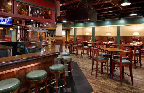 Okoboji Hotel | Lake Okoboji Resort and Conference Center
