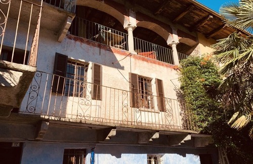 Madonna del Sasso House | Lake Orta: Beautiful & cozy old village house with large loggia & garden