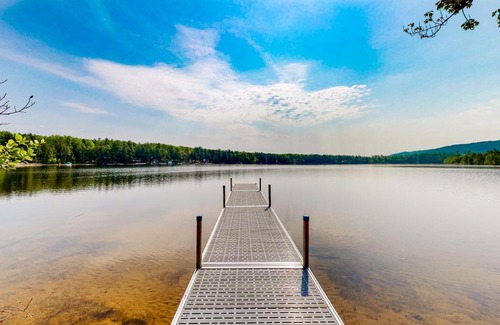 Freedom House | Lake Ossipee Family Home