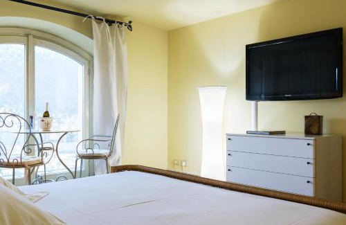 Como Apartment | Lake Panorama - byMyHomeinComo