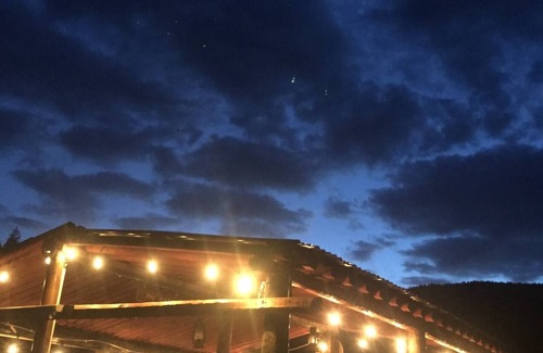 Potter Valley Cabin | Lake Pillsbury, Hull Mt.Cabin 2BR1Ba w/deck