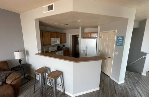 Greenehaven Condo | Lake Powell View home, Two King Master Stes., Close to Marinas, RV/Boat parking