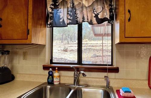 San Lorenzo Cabin | Lake Roberts Cabin in the Pines