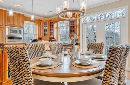 Westlake Corner House | LAKE Royale: Lakefront Home with hot tub.