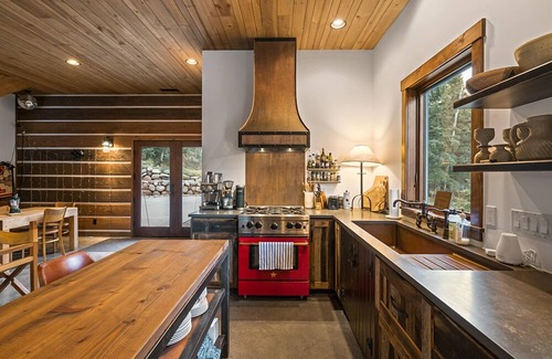 Durango - Purgatory House | Lake Side, Cozy Retreat, Fireplace!
