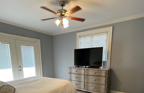 Ferriday Cottage | Lake St. John Getaway
