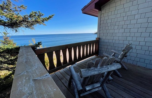 Grand Marais Apartment | Lake Superior Beach Front Downtown Grand Marais