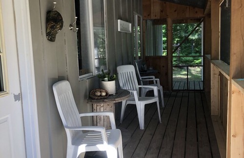 Wetmore House | Lake Tahoe Resort U. P. (Grey Wolf)