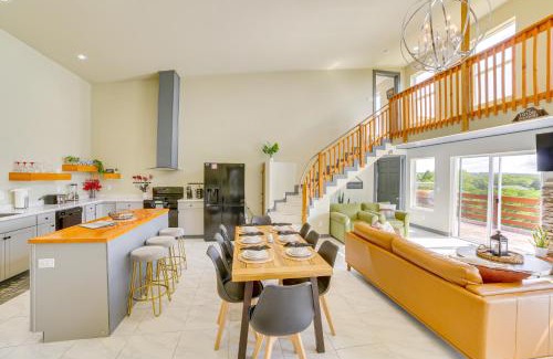 Forsyth House | Lake Taneycomo Views Family-Friendly Cabin!