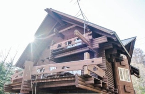 Toya Apartment | Lake Toya Hillside House/大型のログハウスで自然と過ごせる！