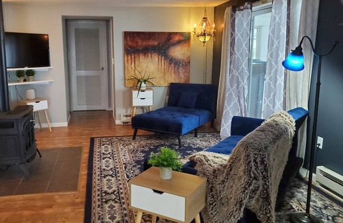 Beaver Island House | Lake View at Vanishing Point!