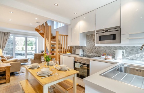 Pooley Bridge House | Lake View Cottage - Two Bedroom House, Sleeps 4